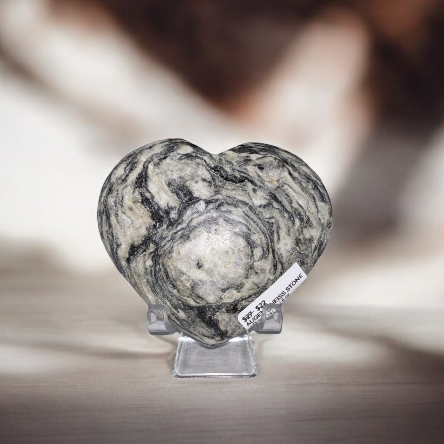 Augen Gneiss Natural Stone Heart Carving *