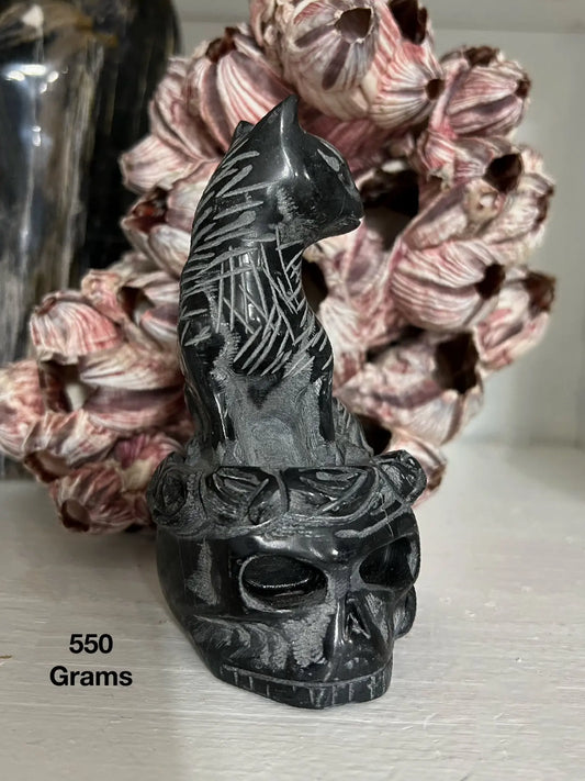 Black Jade Skull with Cat - Crystal Vibrations & Healing