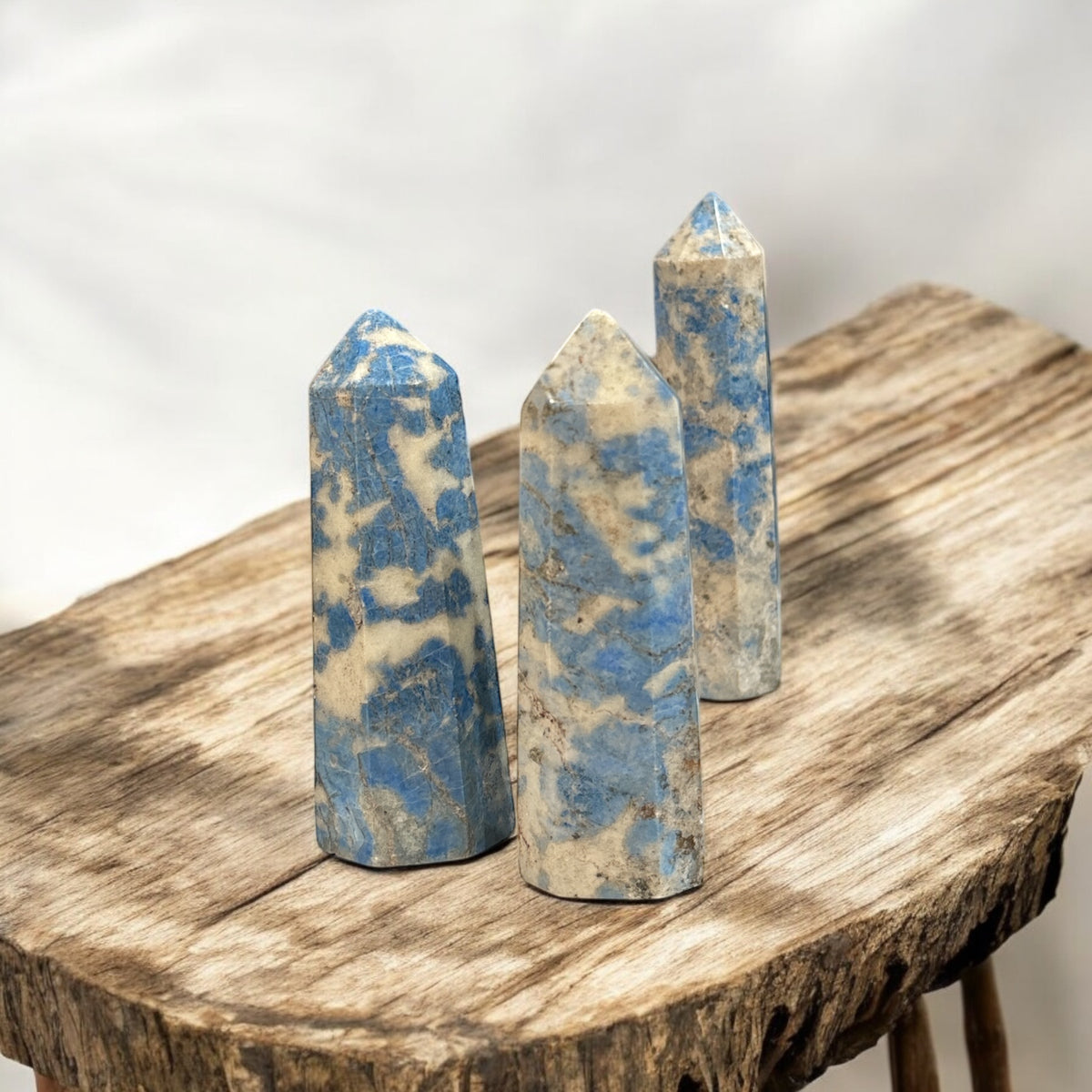Blue Hackmanite Blue Hackmanite Obelisk Tower Points ** – Crystal Vibrations & Healing
