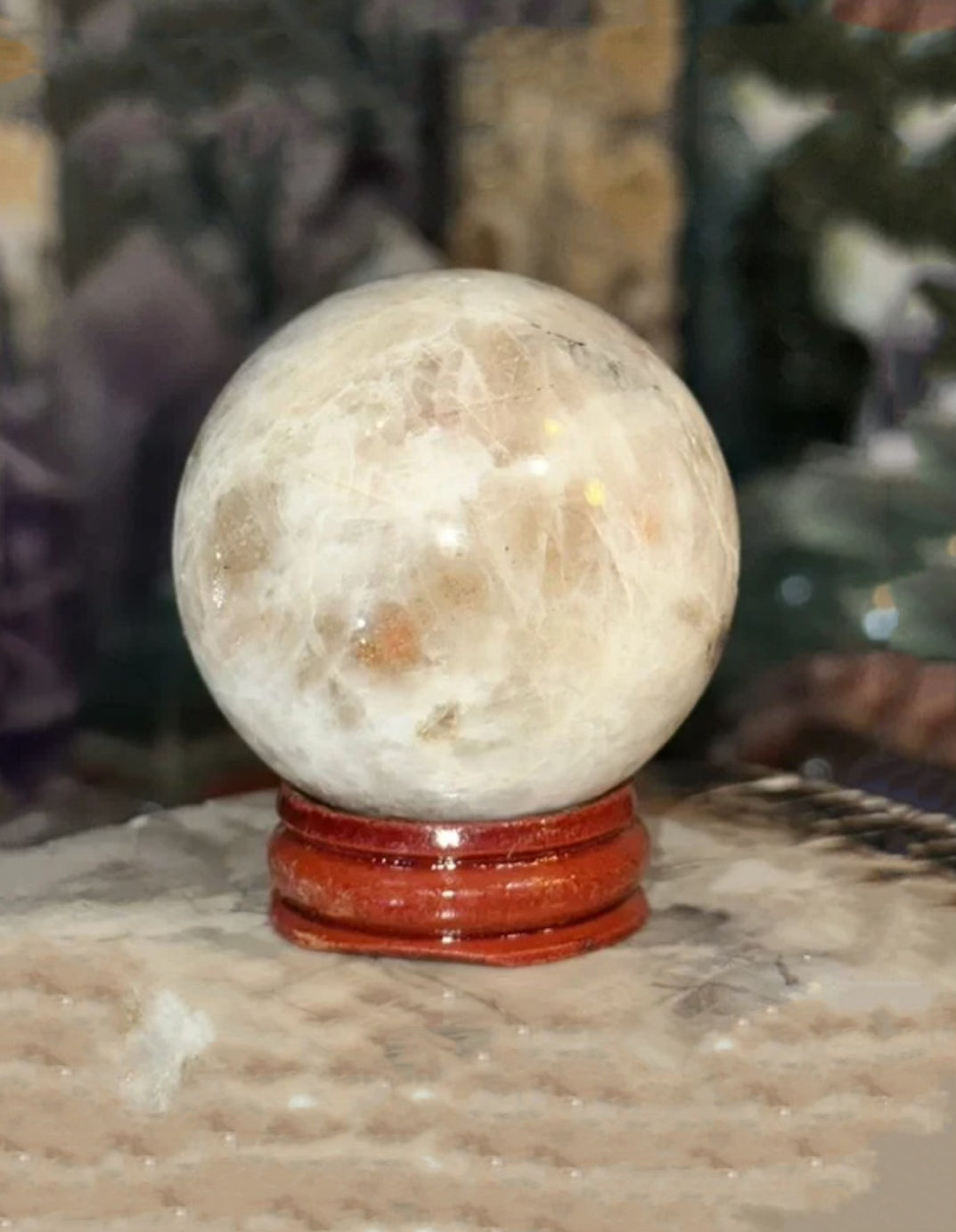 MOONSTONE SPHERE - Crystal Vibrations & Healing